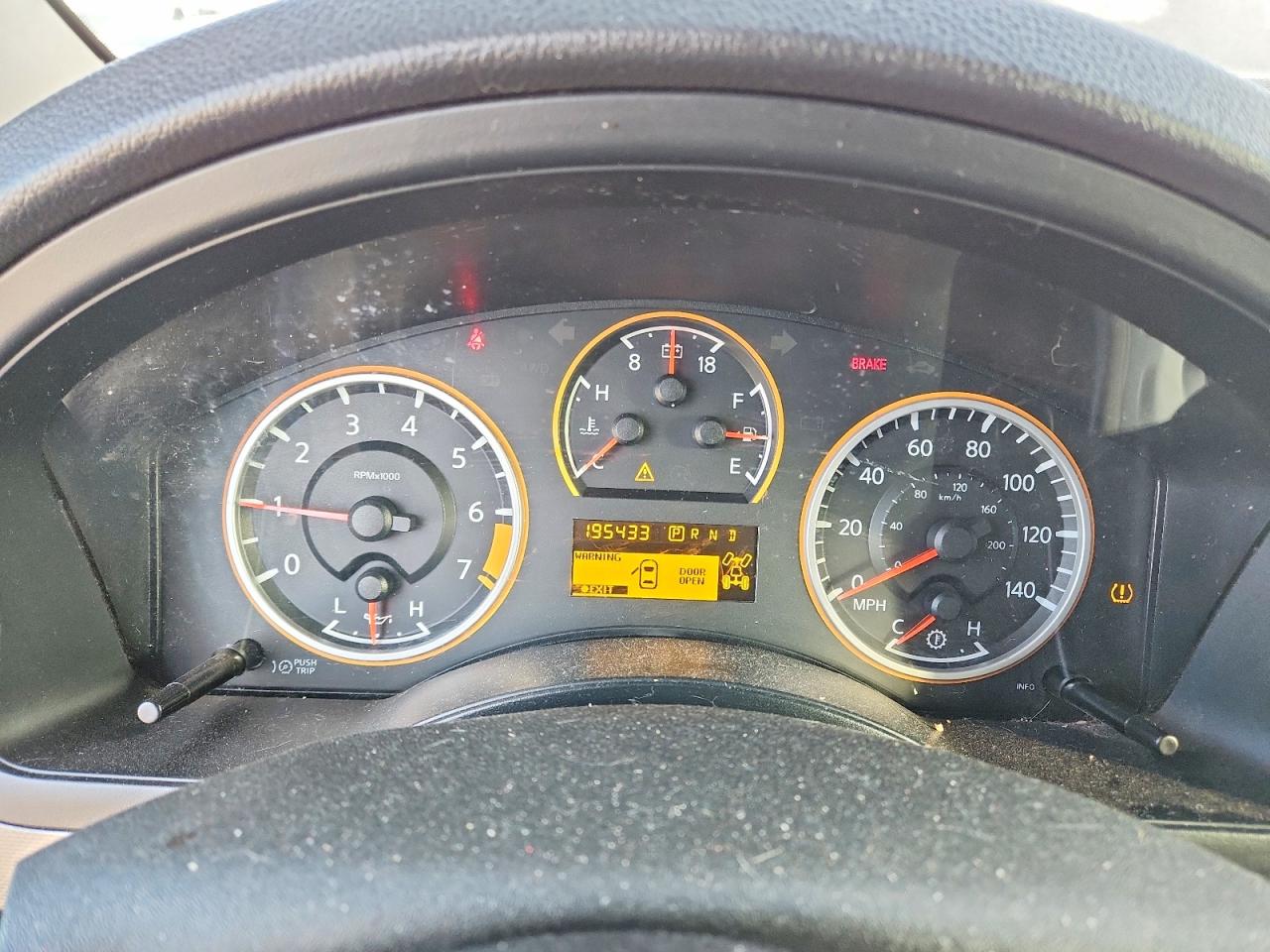 2010 NISSAN ARMADA SE photo 17