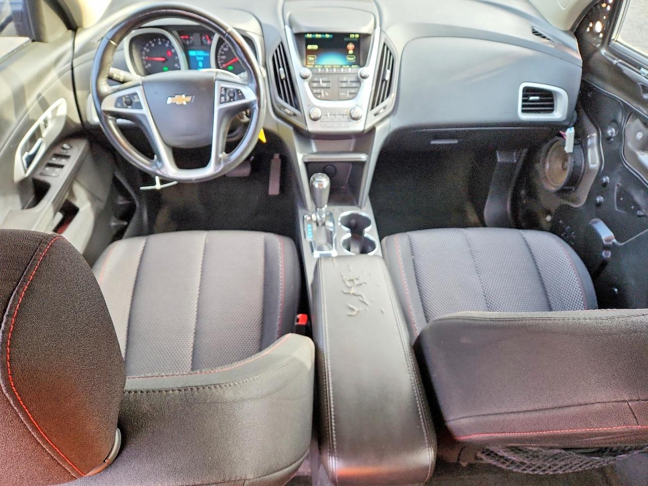 2017 CHEVROLET EQUINOX LT photo 8