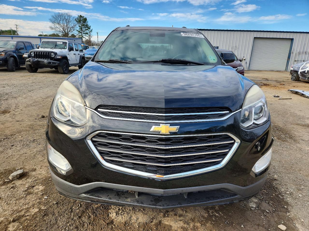 2017 CHEVROLET EQUINOX LT photo 5