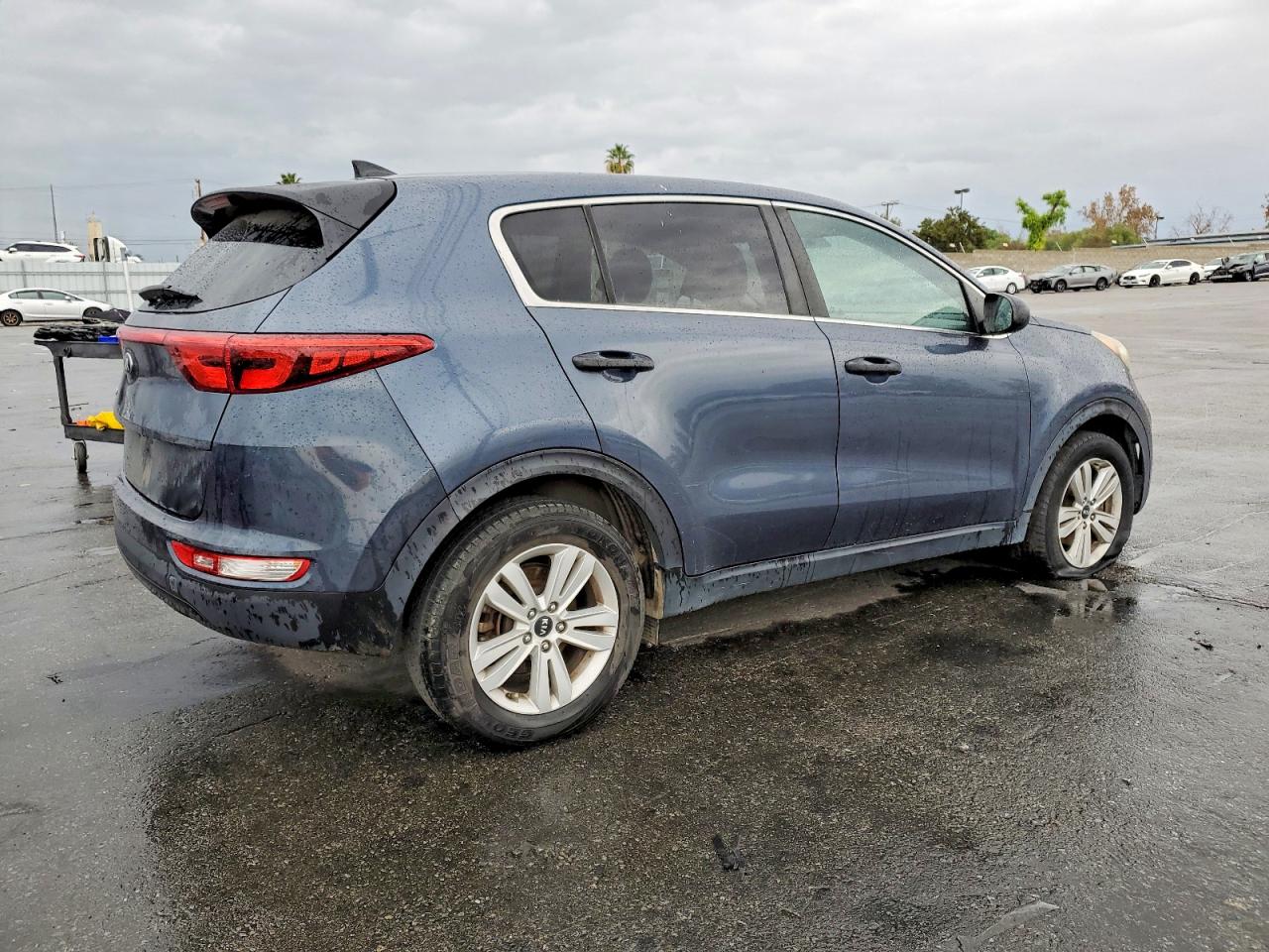 2018 KIA SPORTAGE LX photo 5