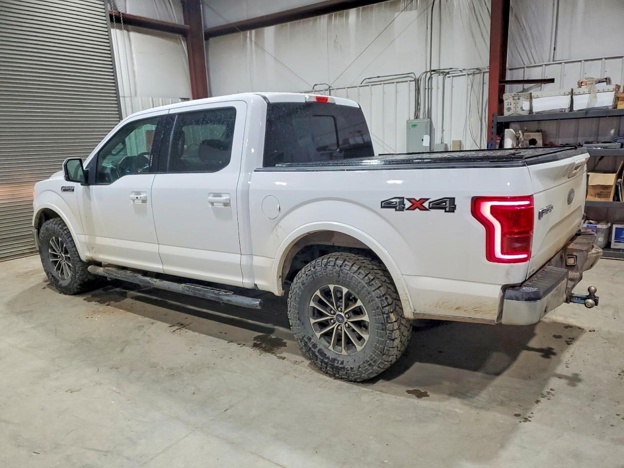 2015 FORD F150 SUPERCREW photo 2