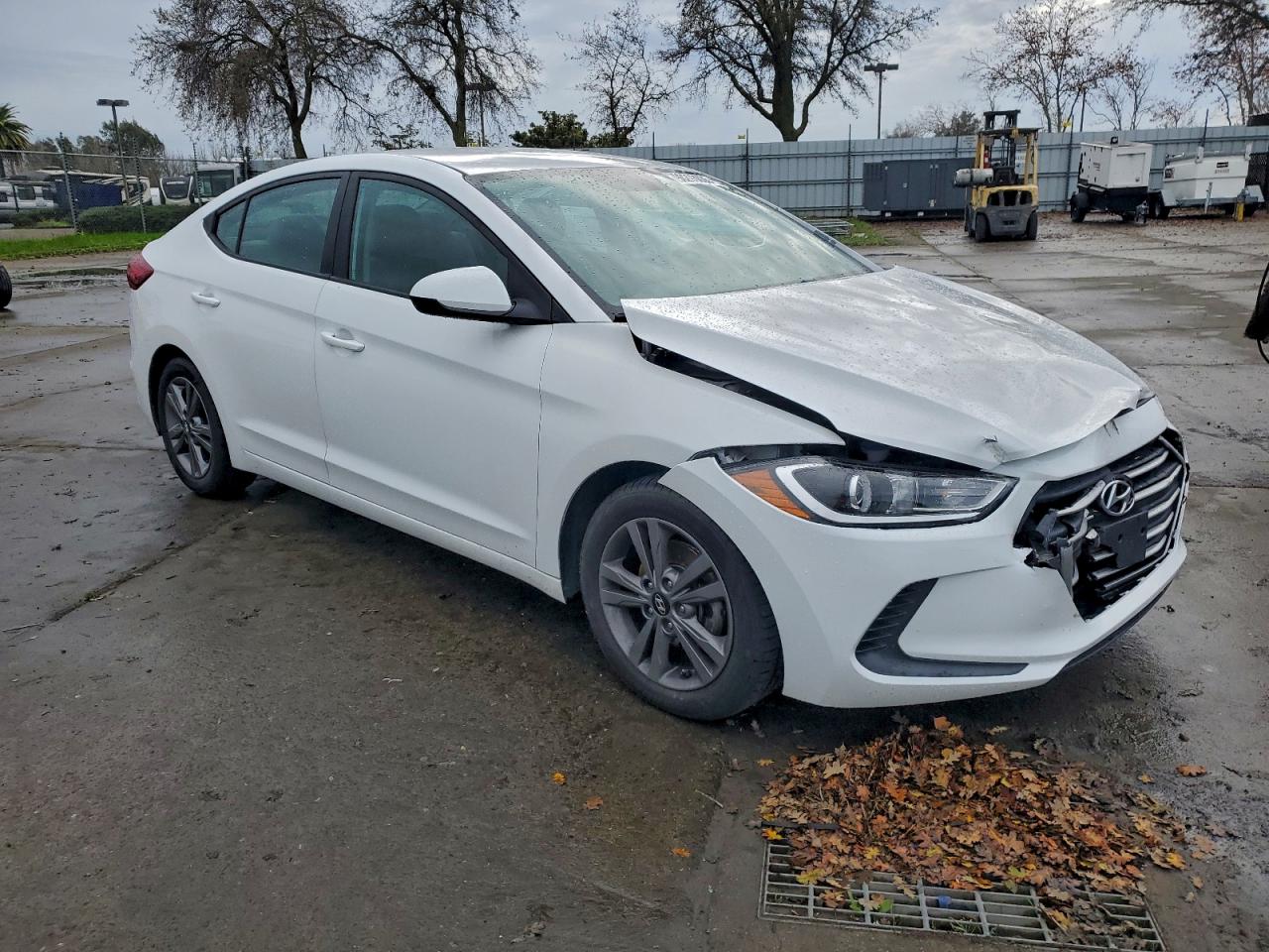 2017 HYUNDAI ELANTRA SE photo 4