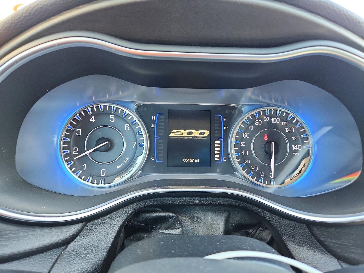 2016 CHRYSLER 200 LIMITED photo 9
