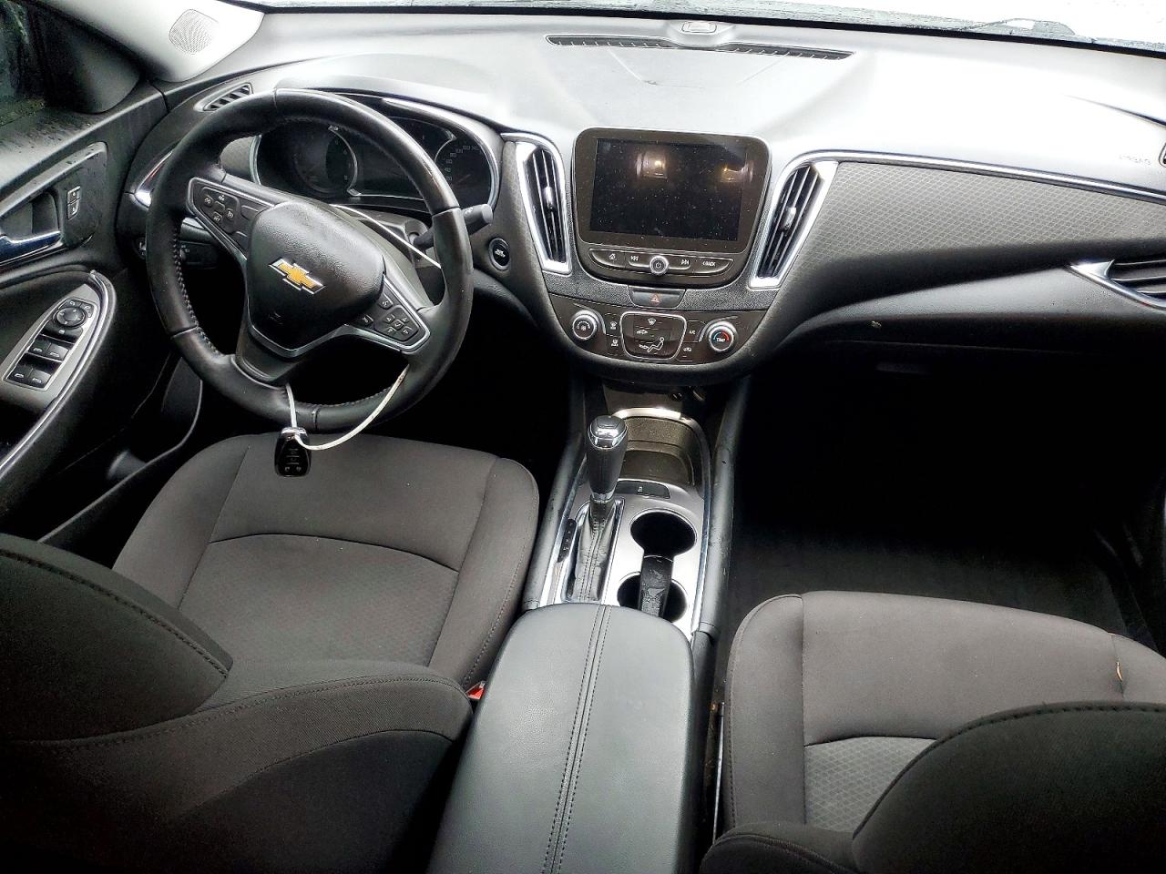 2018 CHEVROLET MALIBU LT photo 8