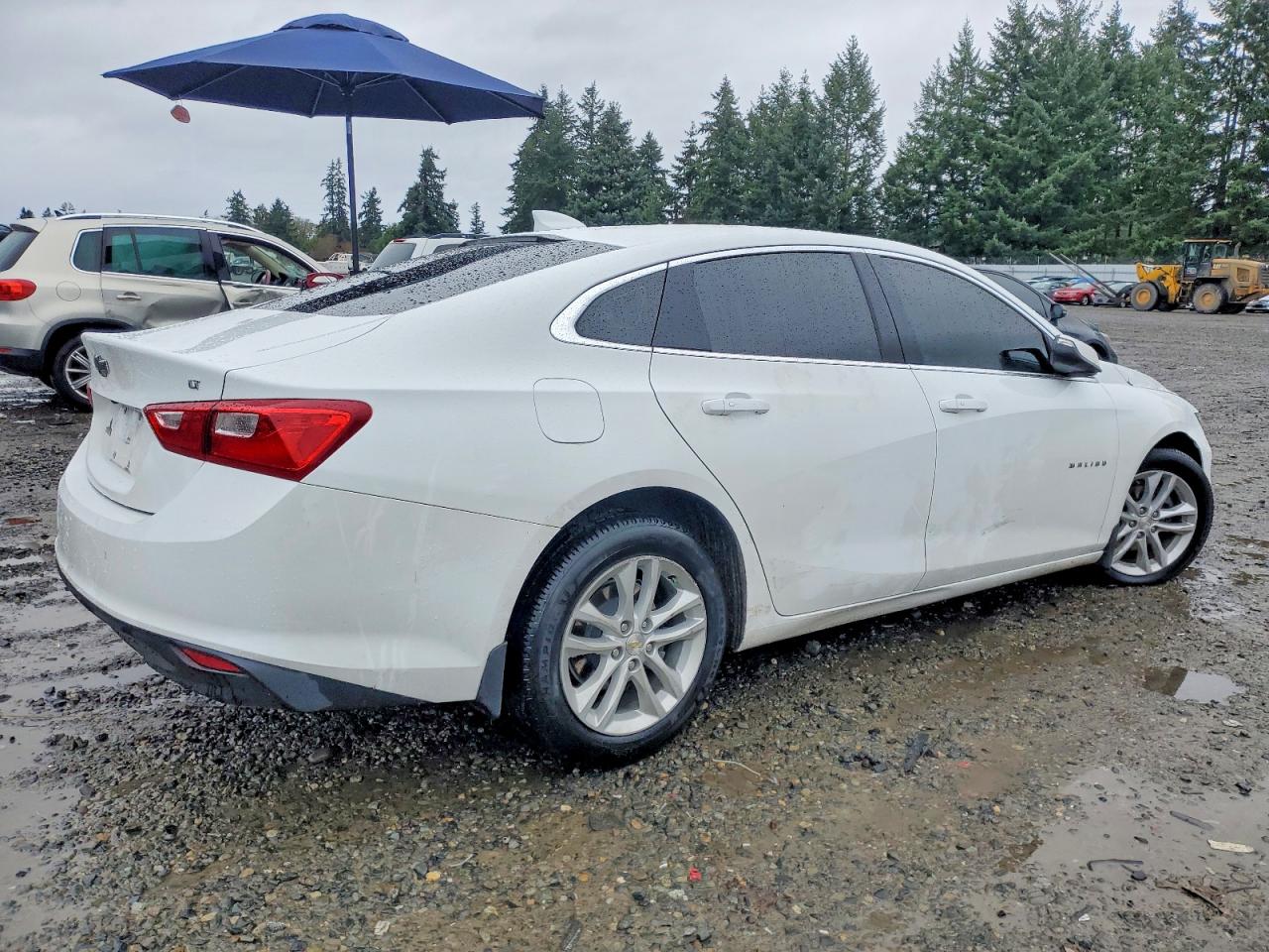 2018 CHEVROLET MALIBU LT photo 3