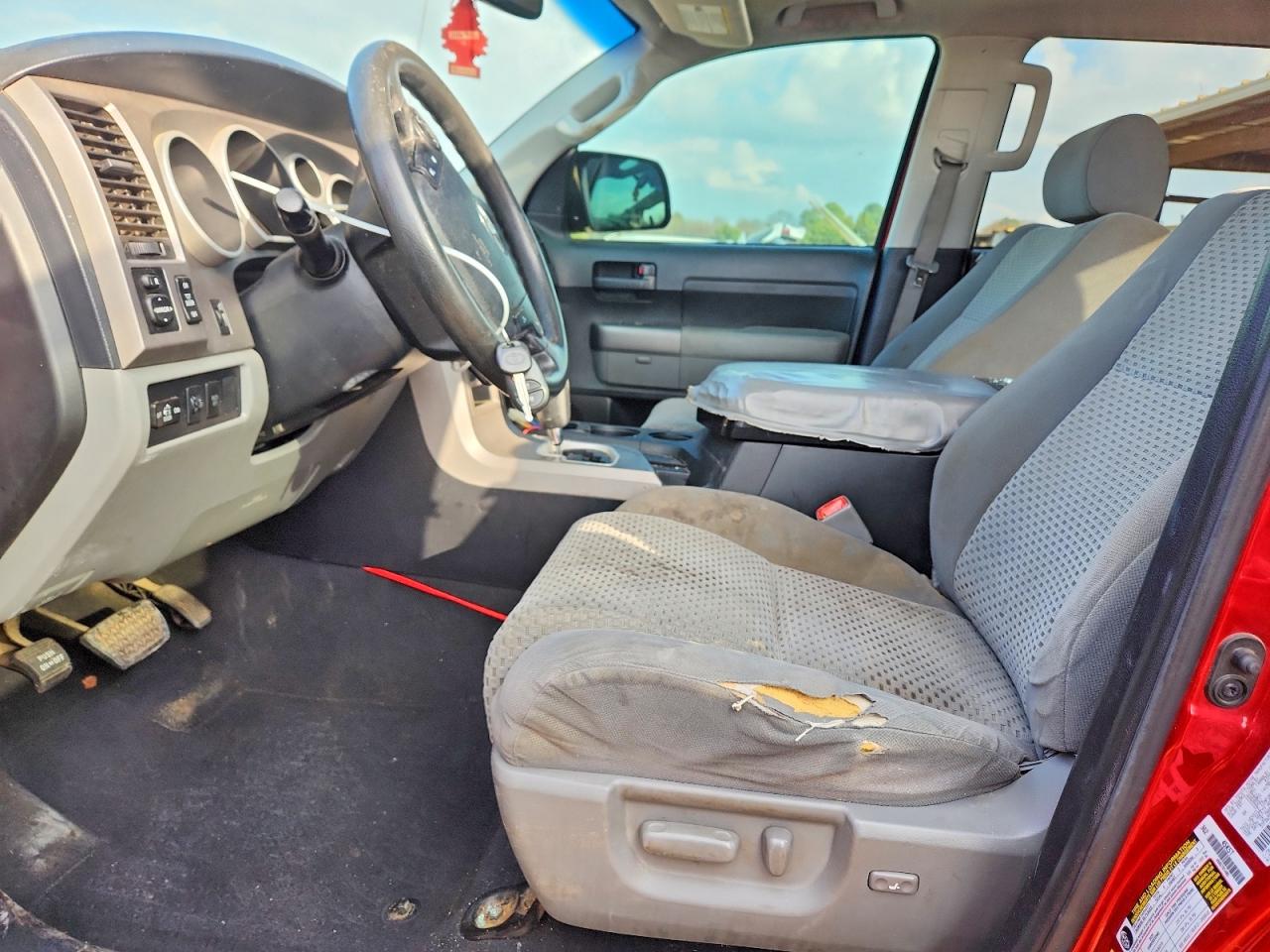 2012 TOYOTA TUNDRA CREWMAX SR5 photo 7