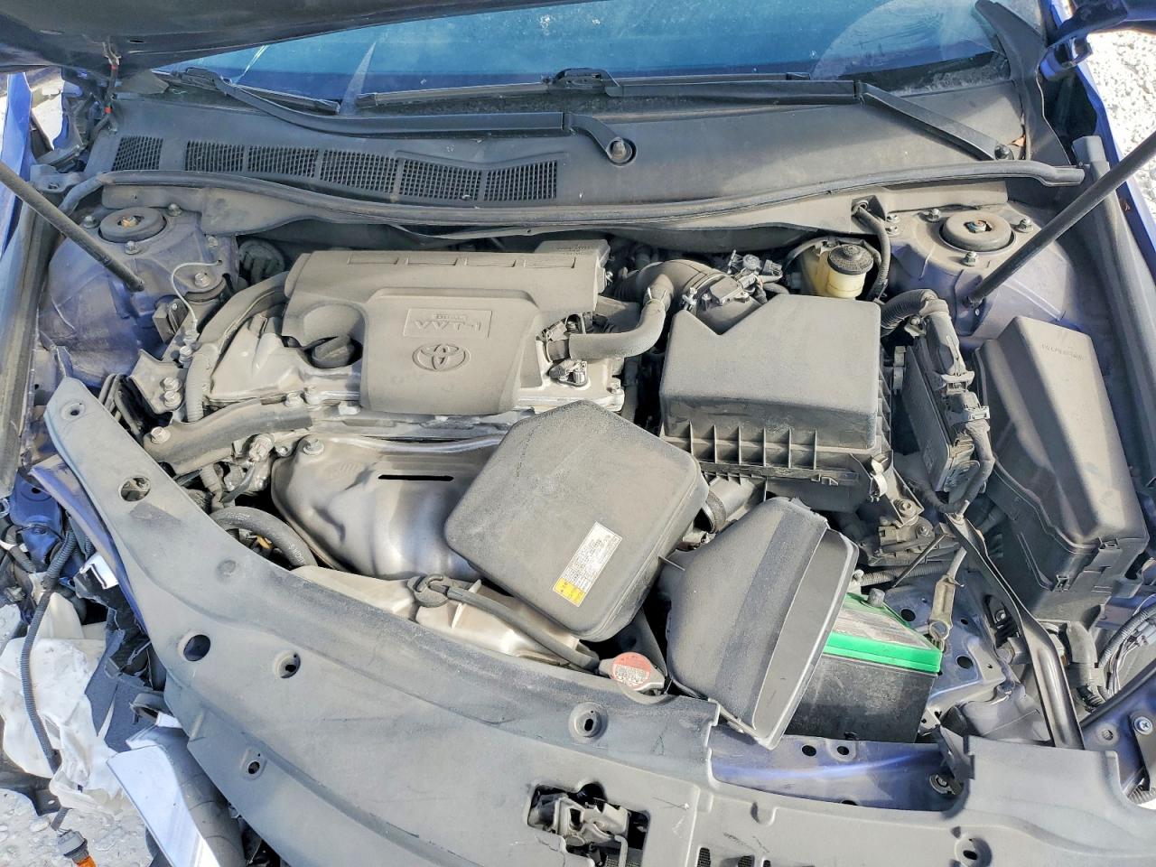 2016 TOYOTA CAMRY LE photo 11