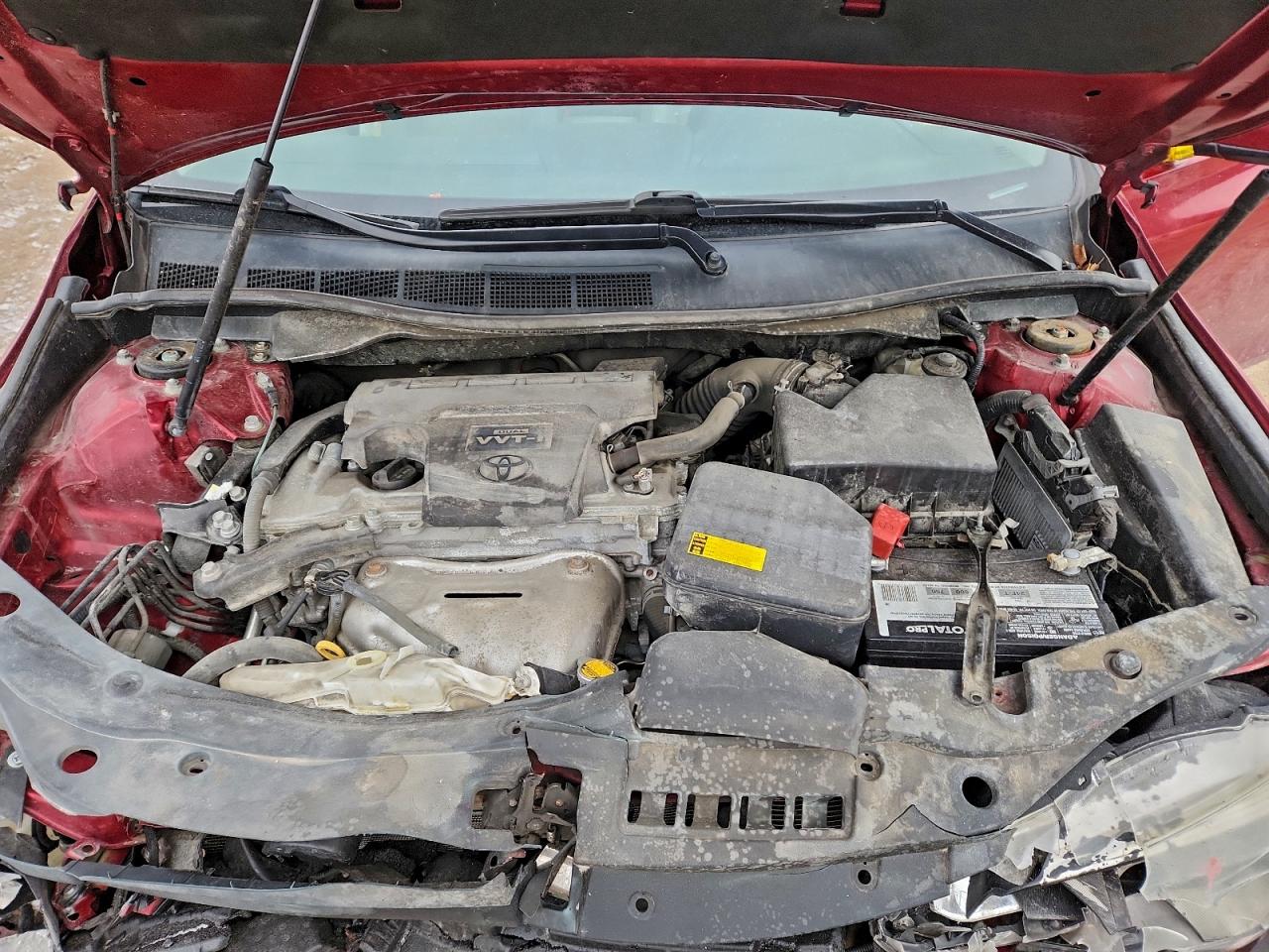 2015 TOYOTA CAMRY LE photo 11