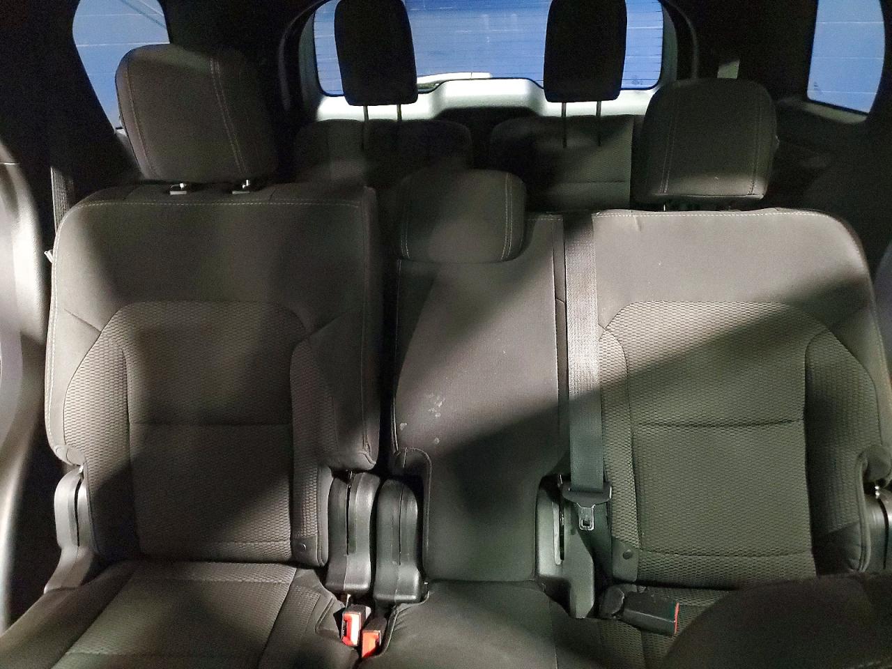 2017 FORD EXPLORER XLT photo 10