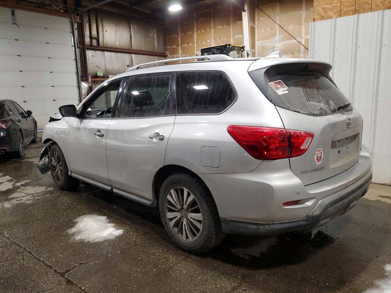 2020 NISSAN PATHFINDER SL photo 2