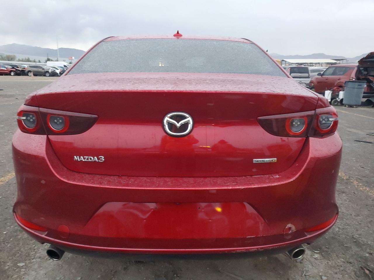 2019 MAZDA 3 PREMIUM photo 11