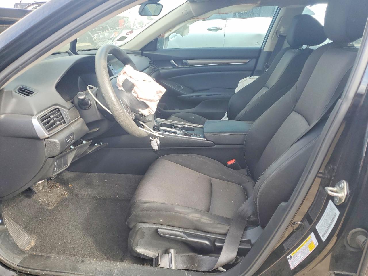 2020 HONDA ACCORD LX photo 7