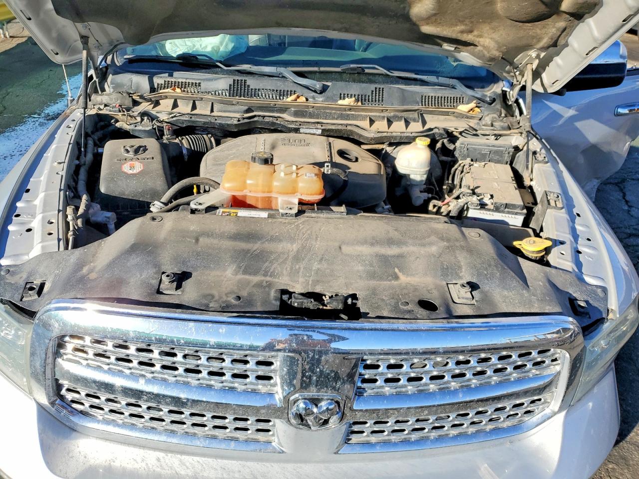 2016 RAM 1500 LARAMIE photo 11