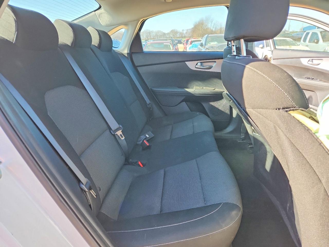 2024 KIA FORTE LX photo 10