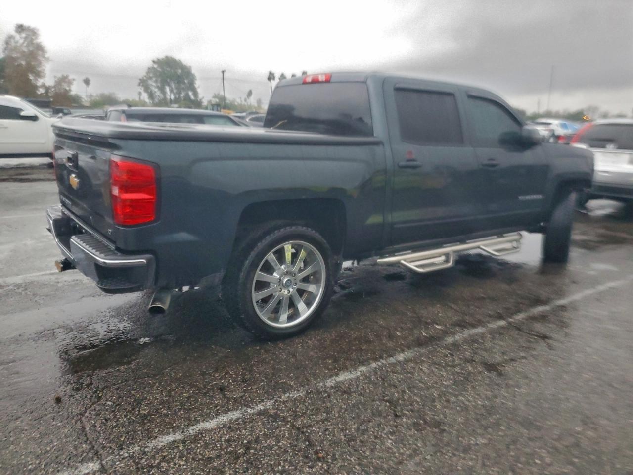 2018 CHEVROLET SILVERADO C1500 LT photo 3
