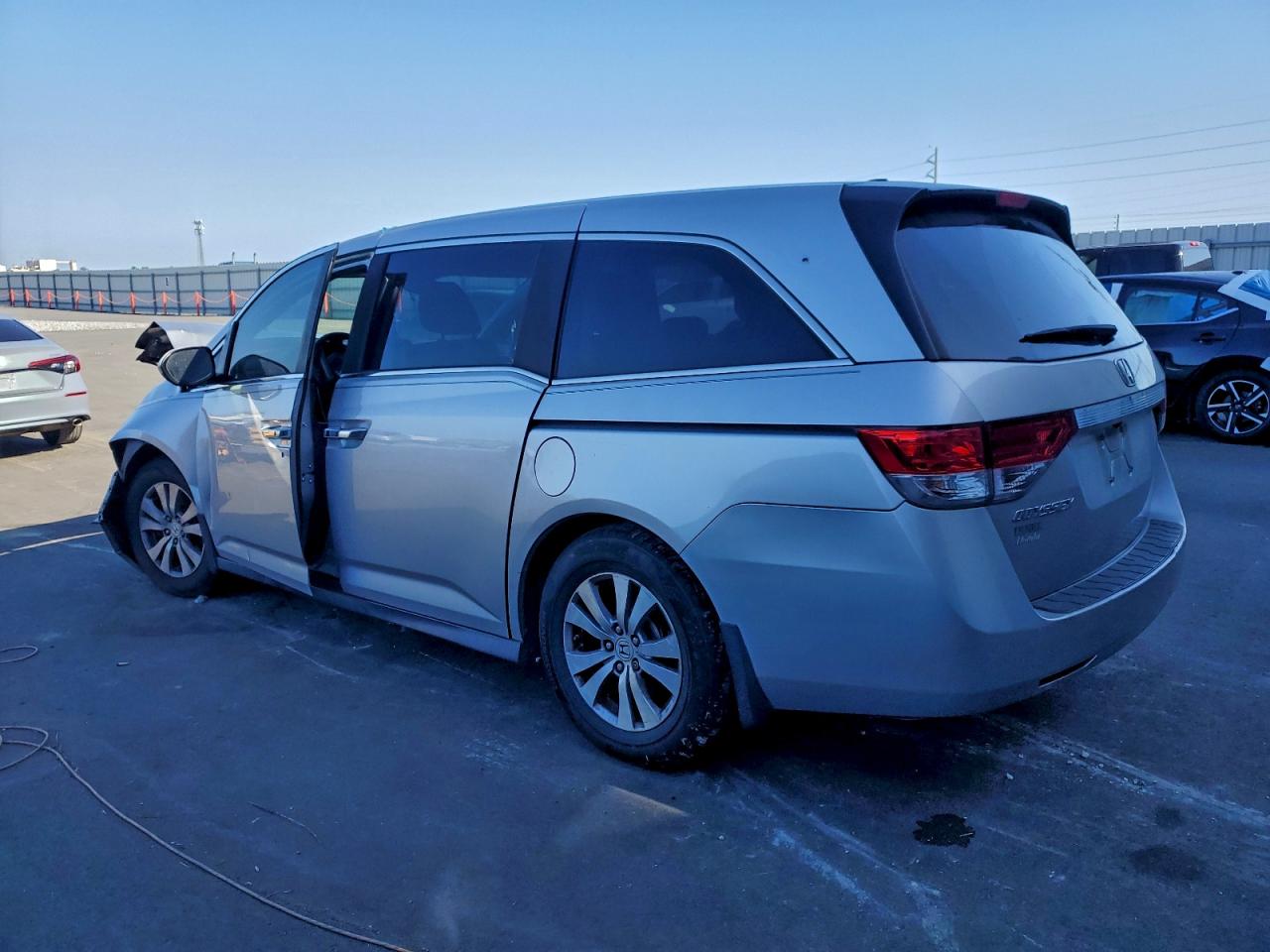 2014 HONDA ODYSSEY EXL photo 2