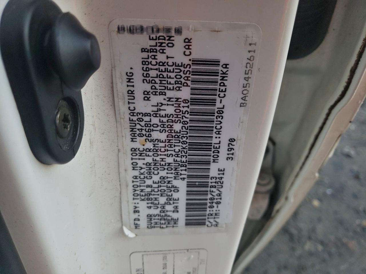2003 TOYOTA CAMRY LE photo 12