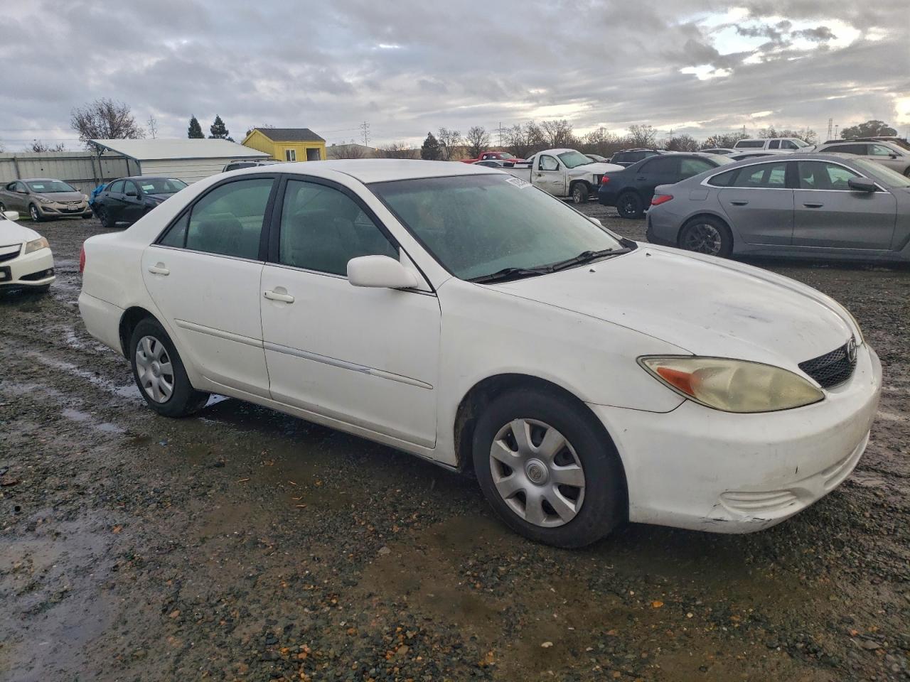 2003 TOYOTA CAMRY LE photo 4