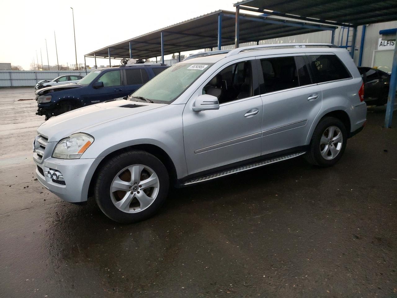 2011 MERCEDES-BENZ GL