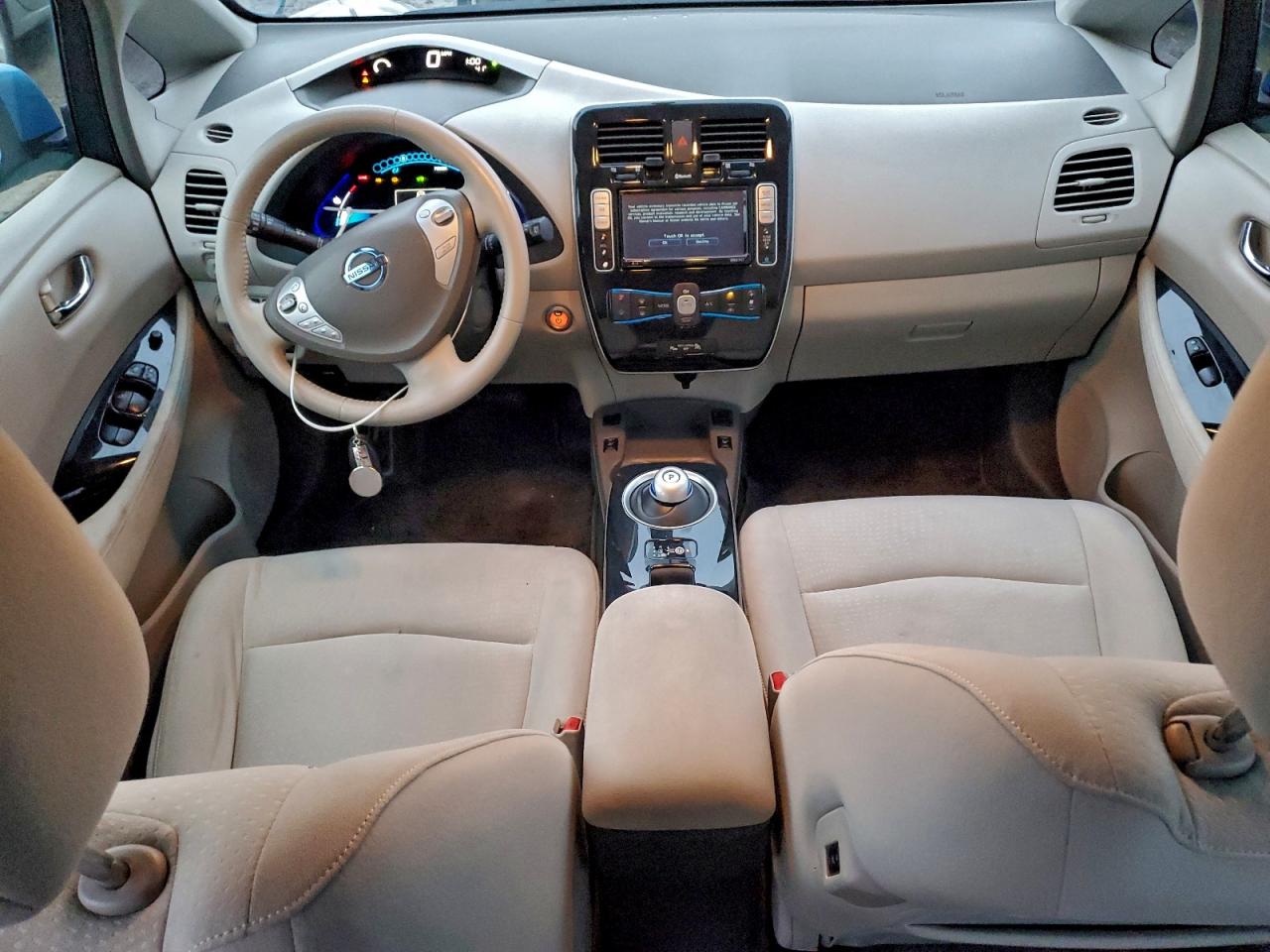 2012 NISSAN LEAF SV photo 8