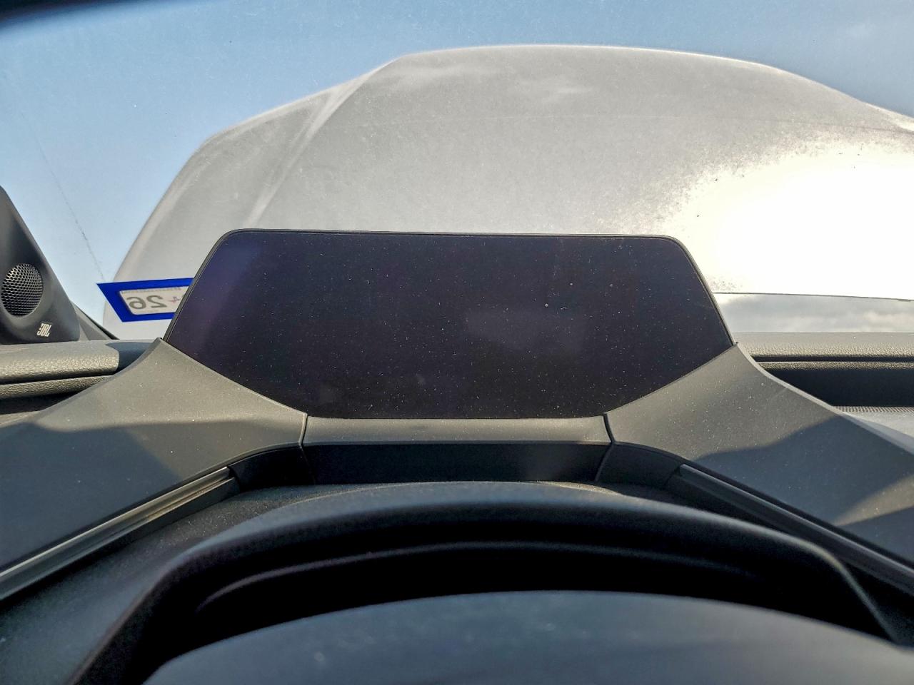 2024 TOYOTA PRIUS LE photo 9