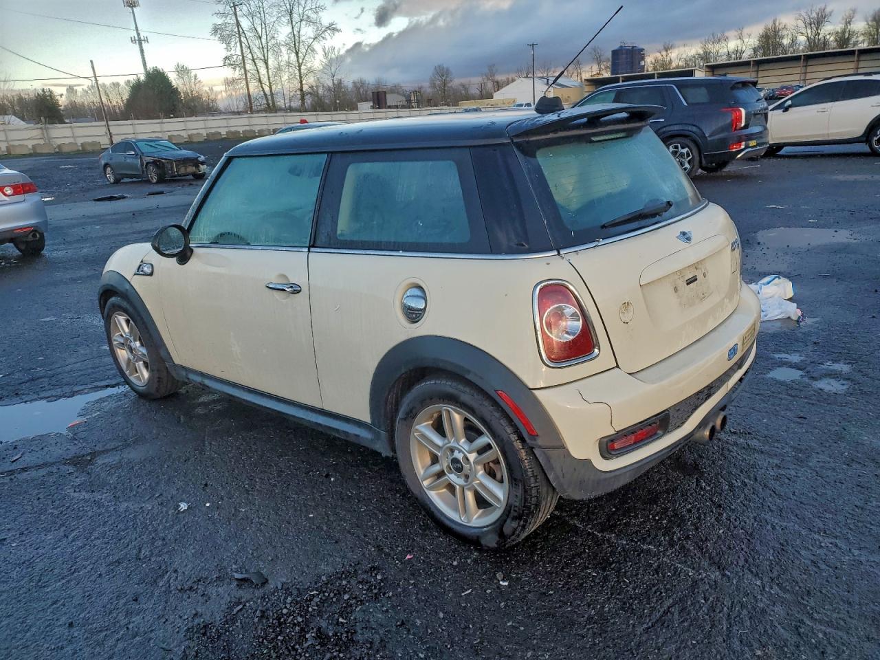 2012 MINI COOPER S photo 3