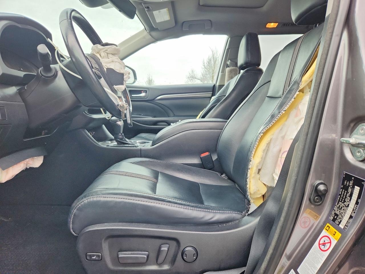2018 TOYOTA HIGHLANDER SE photo 7