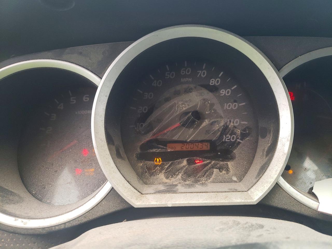 2006 TOYOTA TACOMA photo 9