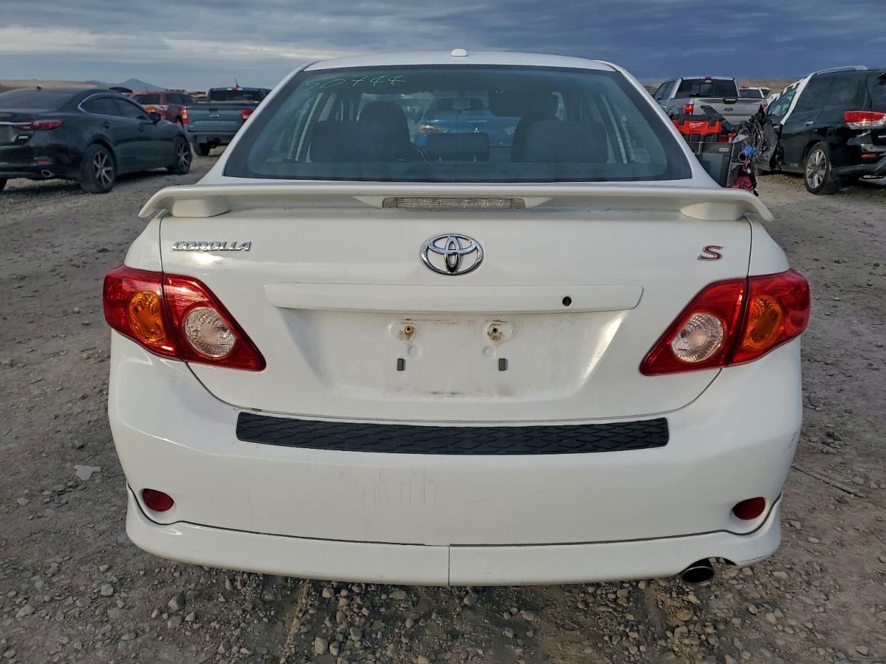 2010 TOYOTA COROLLA BASE photo 6