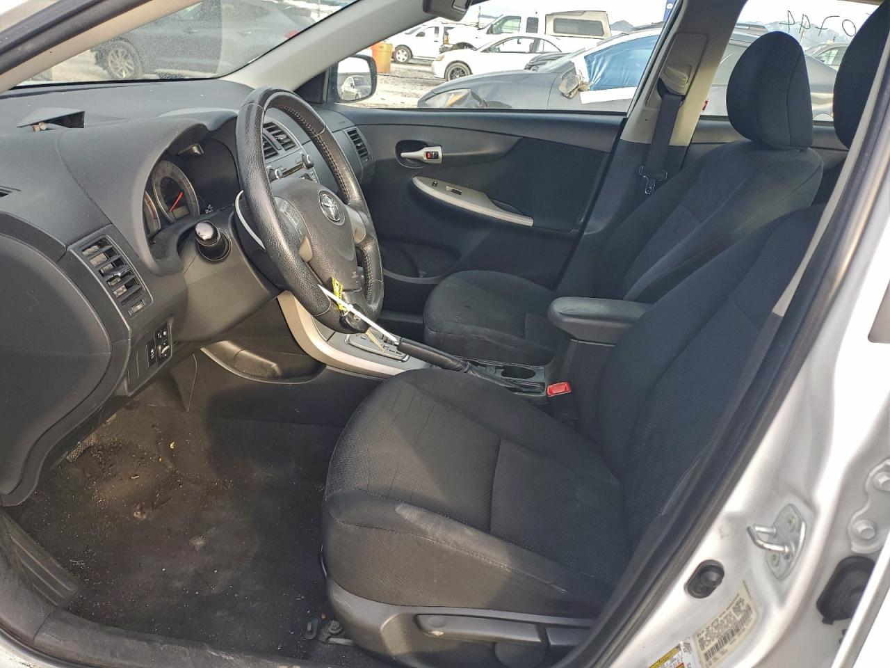 2010 TOYOTA COROLLA BASE photo 7