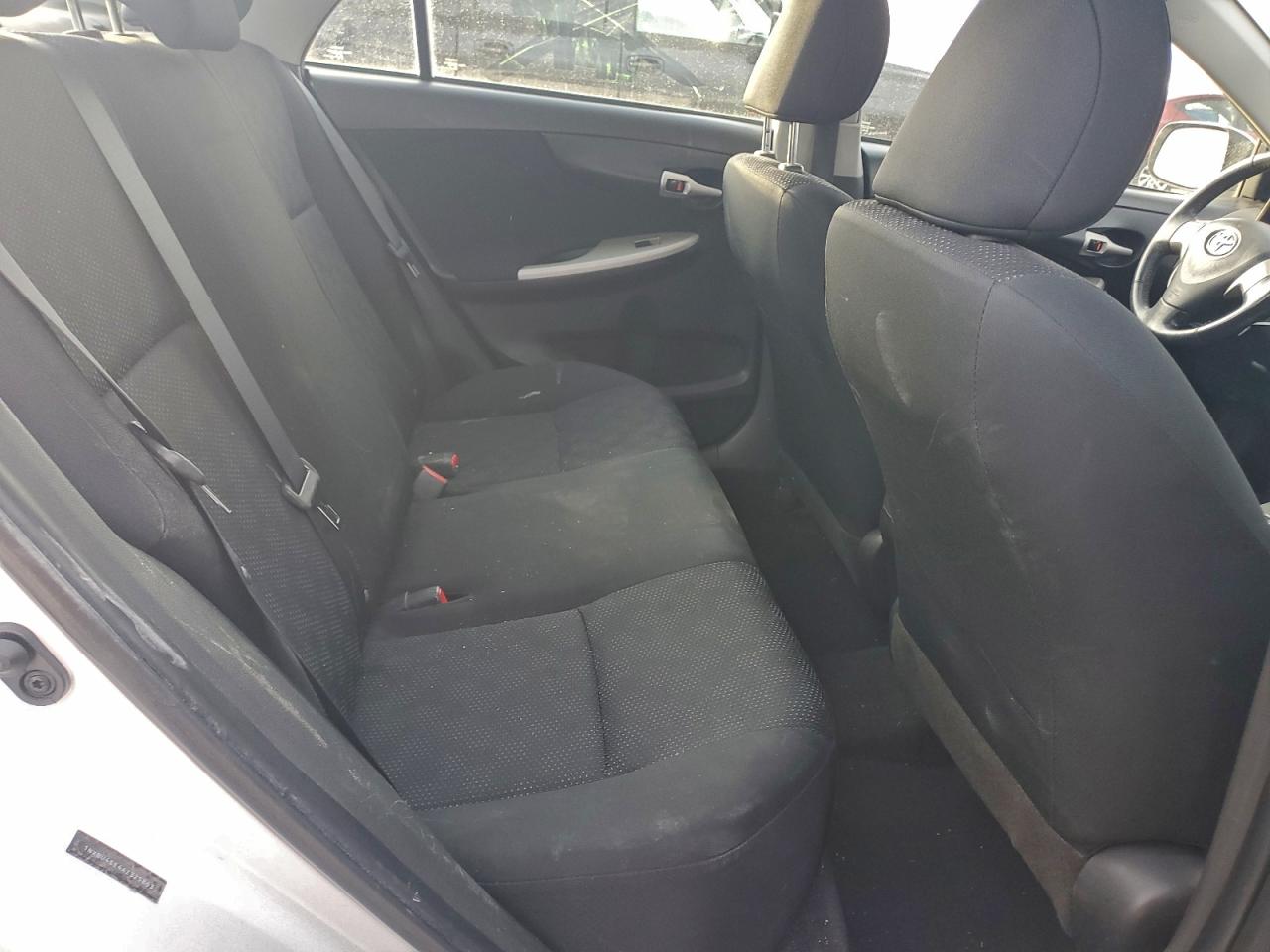 2010 TOYOTA COROLLA BASE photo 10