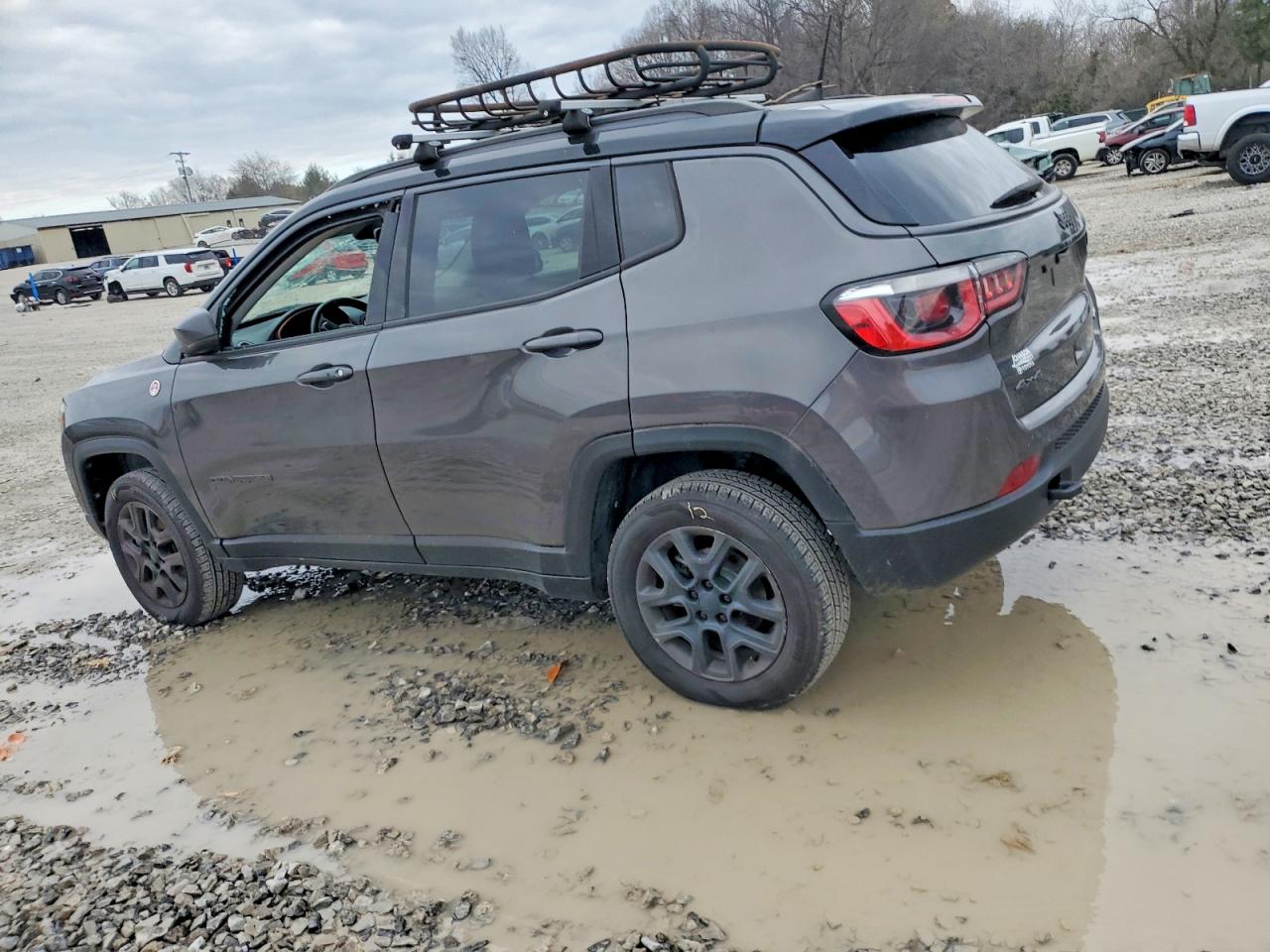 2017 JEEP COMPASS TRAILHAWK photo 2