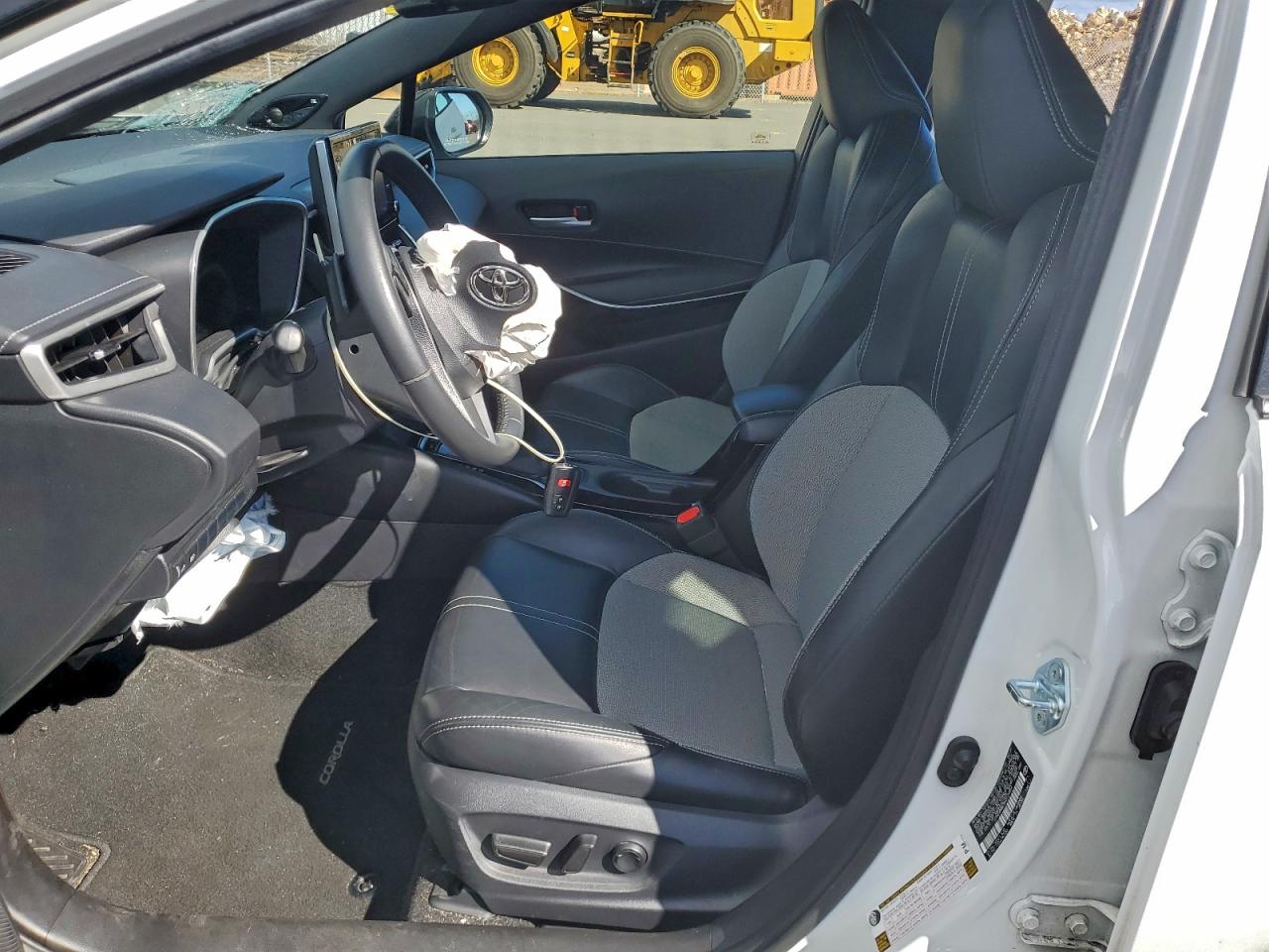 2021 TOYOTA COROLLA XSE photo 7