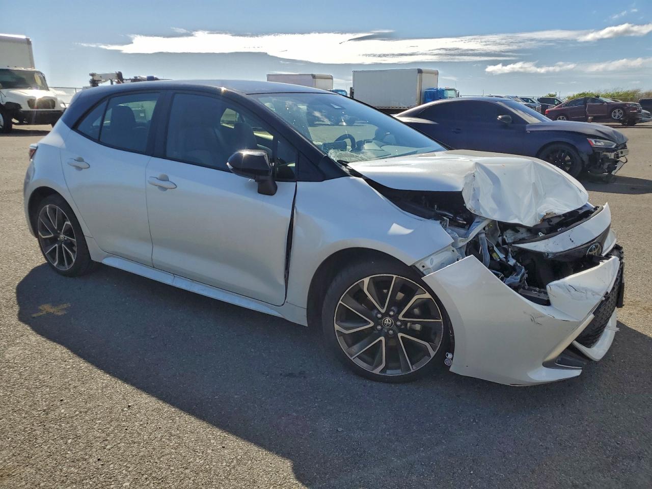 2021 TOYOTA COROLLA XSE photo 4