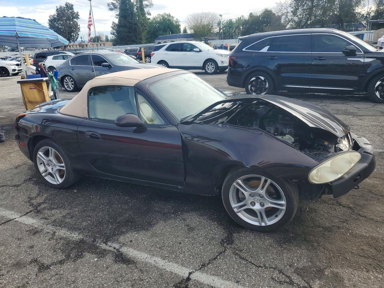 2005 MAZDA MX-5 MIATA BASE photo 4