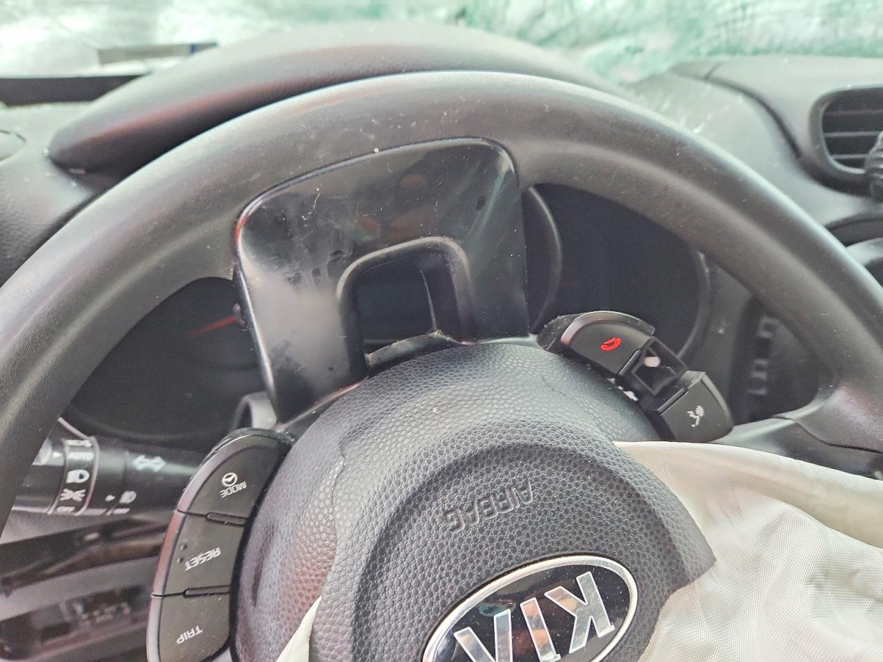2016 KIA SOUL + photo 9