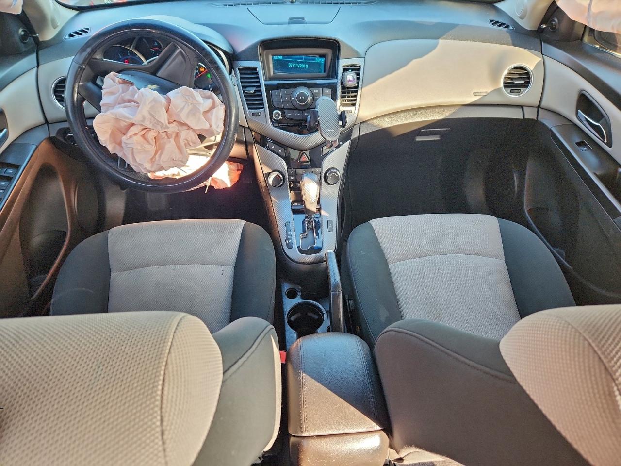2011 CHEVROLET CRUZE LS photo 8