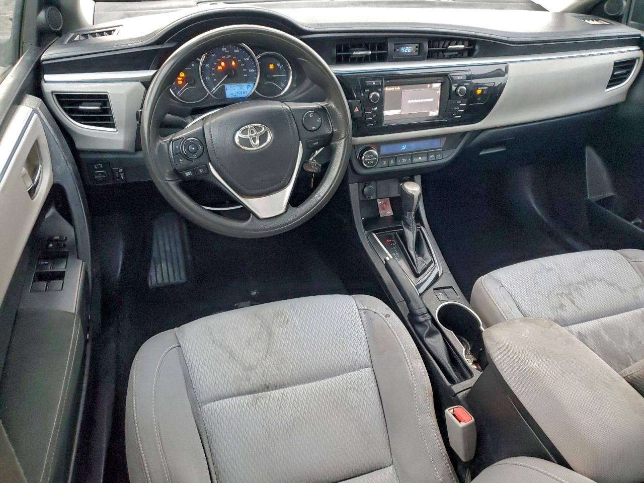 2016 TOYOTA COROLLA L photo 8