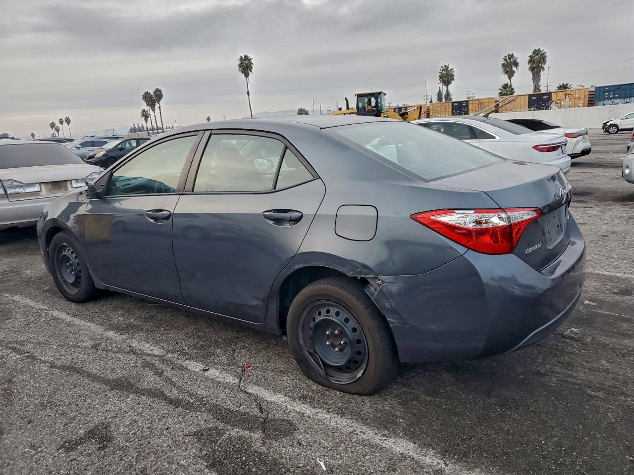 2016 TOYOTA COROLLA L photo 2