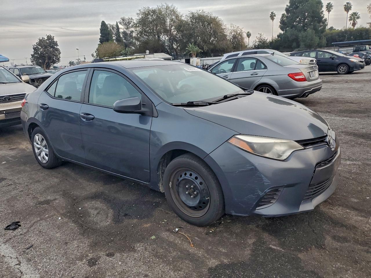 2016 TOYOTA COROLLA L photo 4