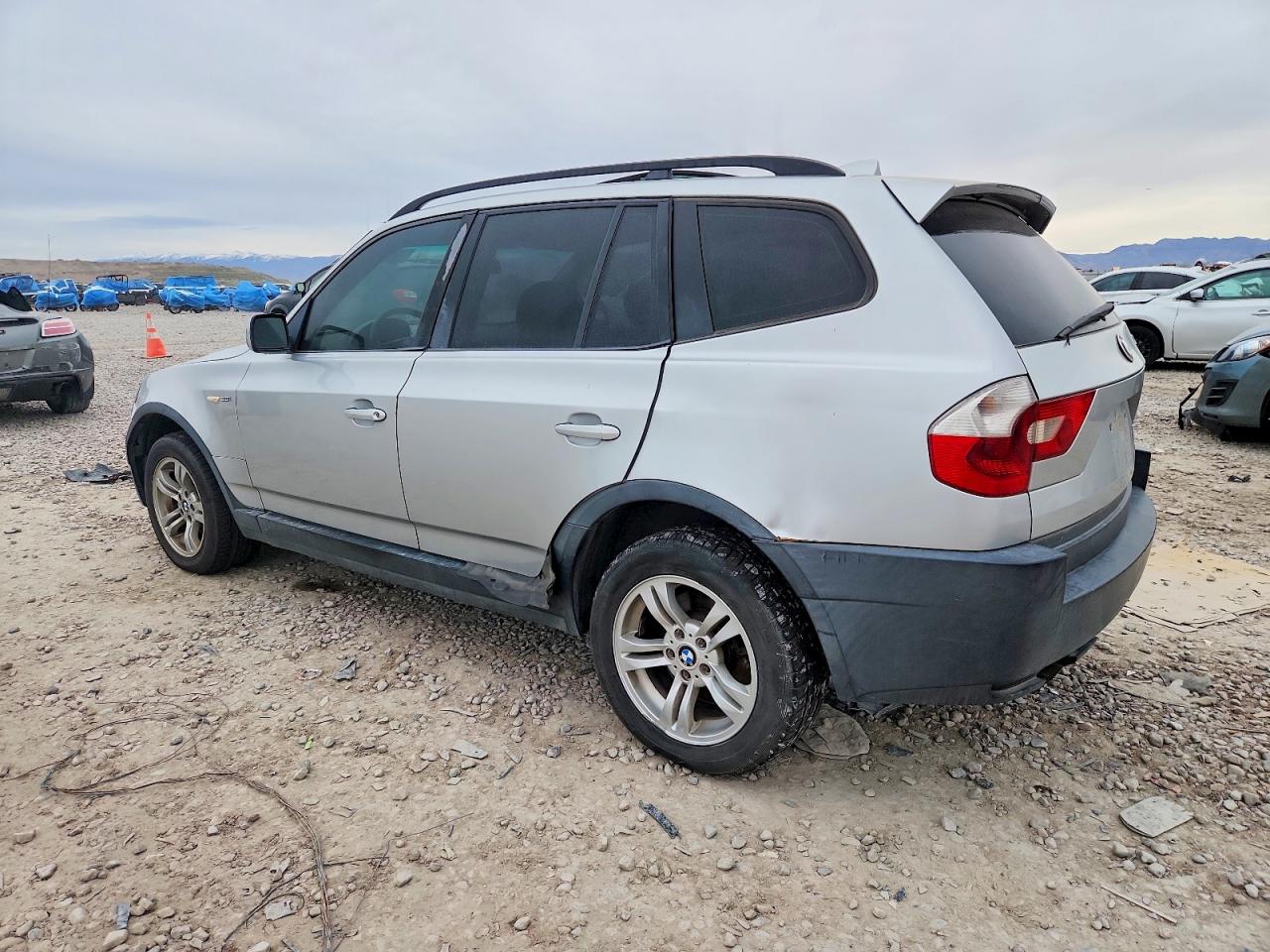 2004 BMW X3 3.0I photo 2