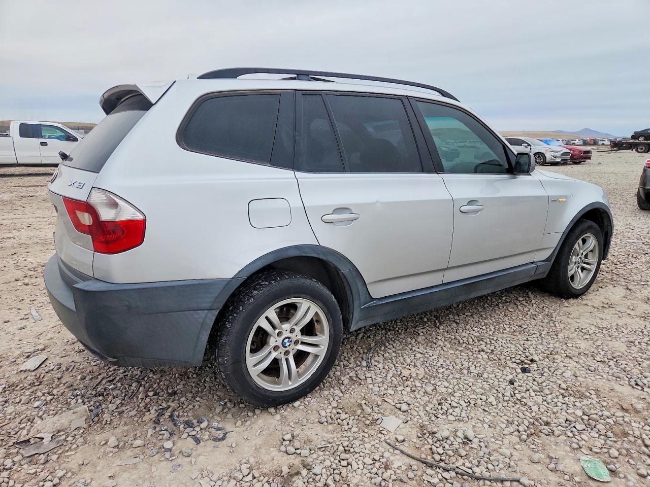 2004 BMW X3 3.0I photo 3