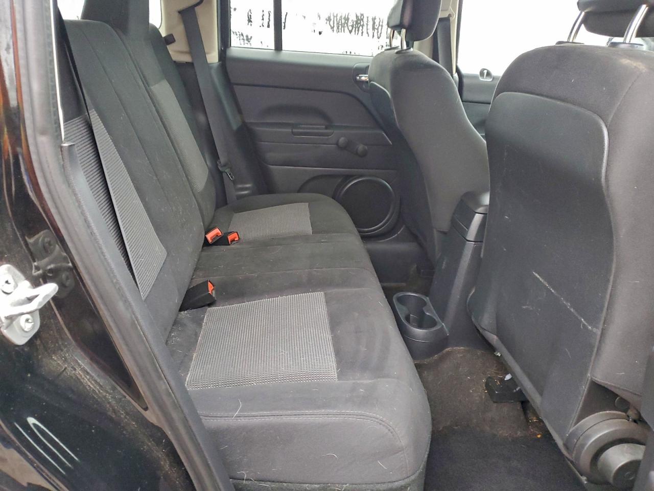 2015 JEEP PATRIOT SPORT photo 11