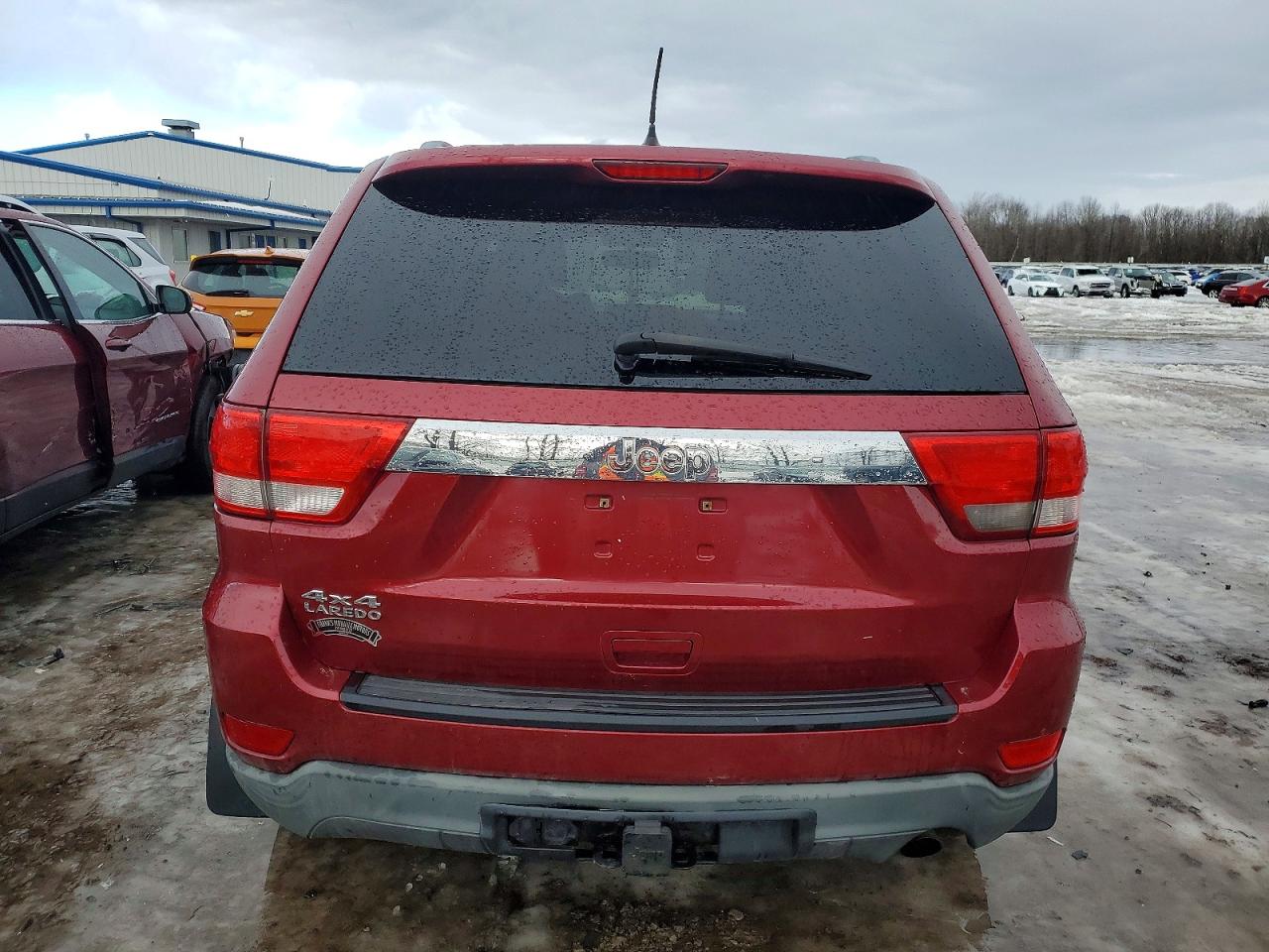2012 JEEP GRAND CHEROKEE LAREDO photo 6