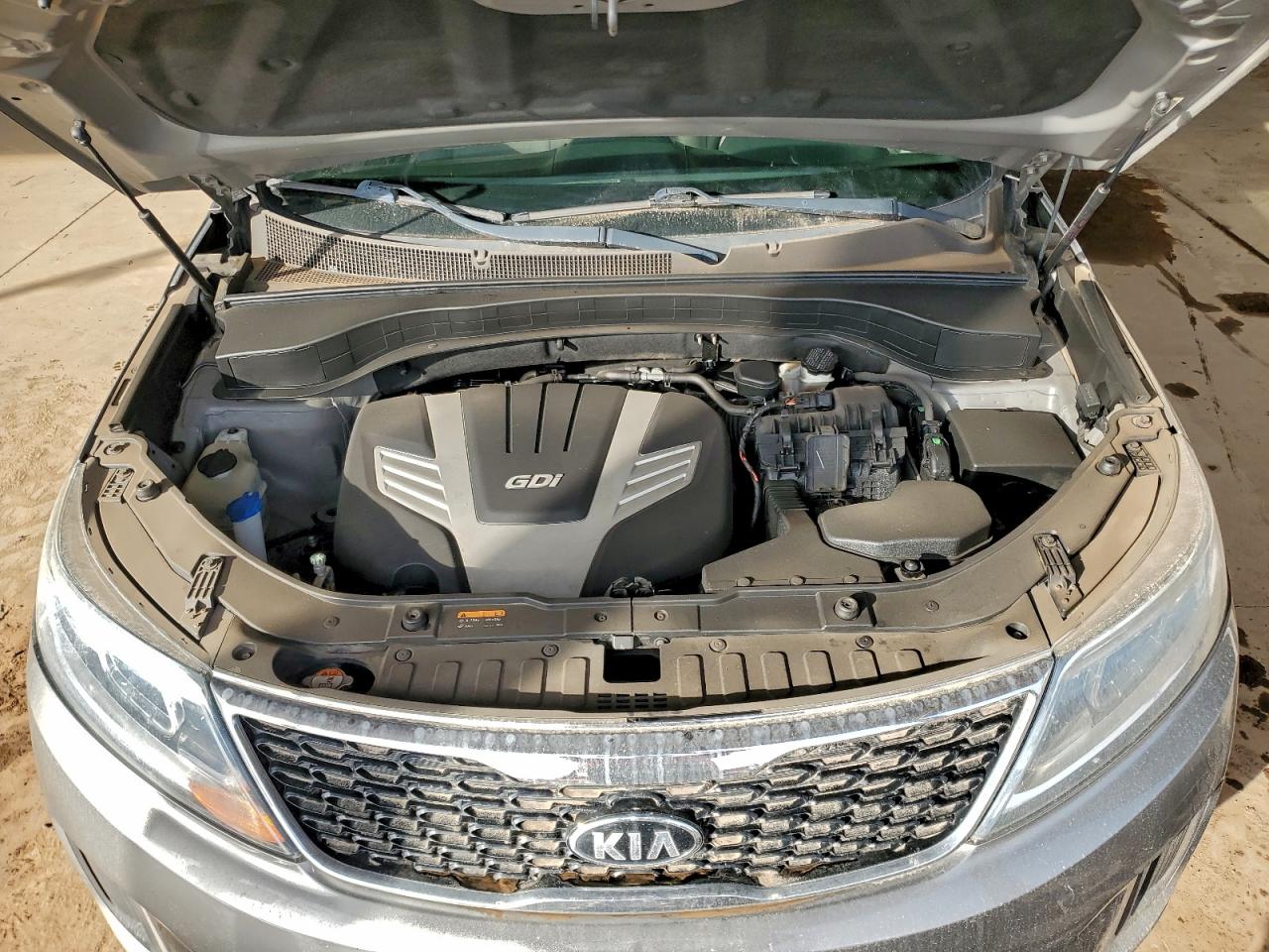 2015 KIA SORENTO LX photo 12
