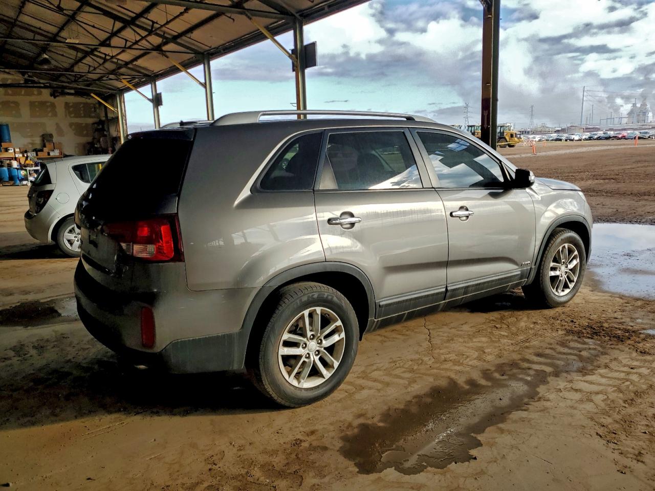 2015 KIA SORENTO LX photo 3