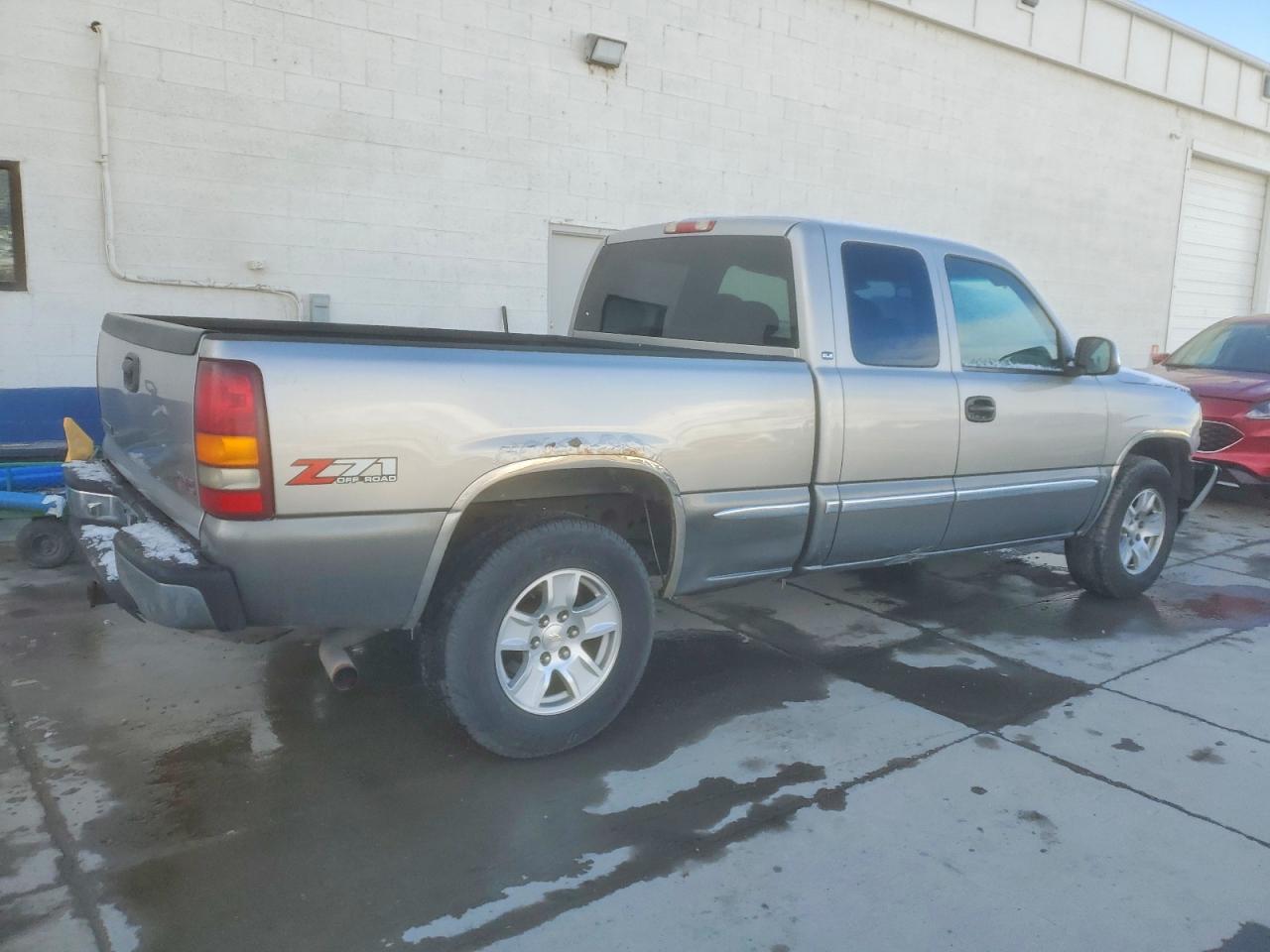 2000 GMC NEW SIERRA K1500 photo 3
