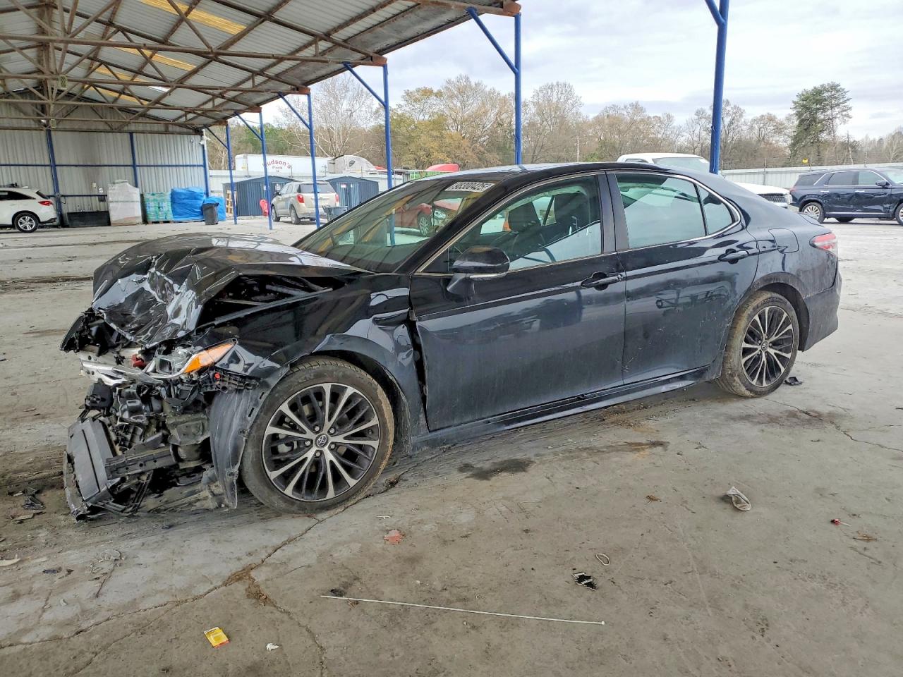 2018 TOYOTA CAMRY