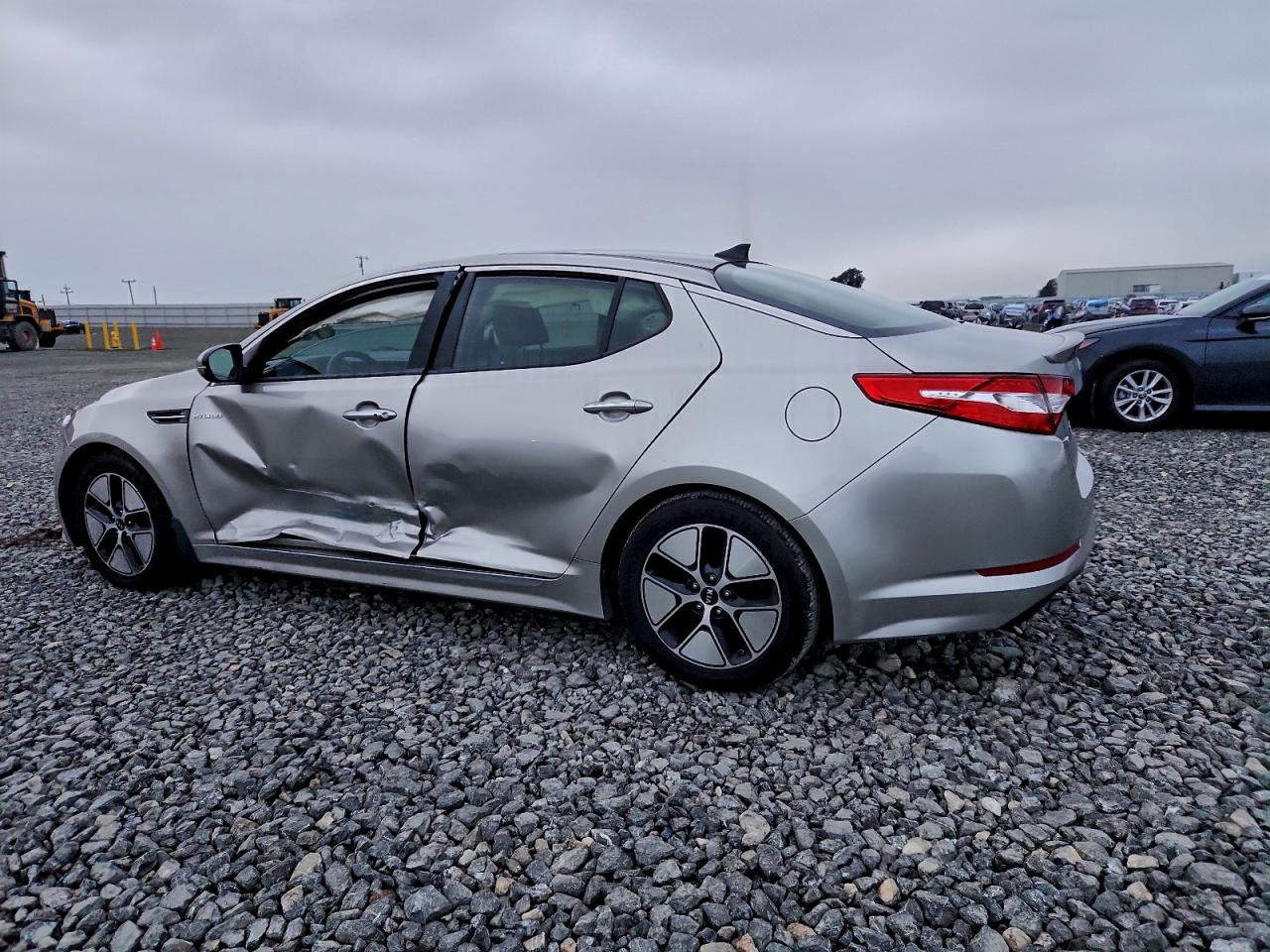 2013 KIA OPTIMA HYBRID photo 2
