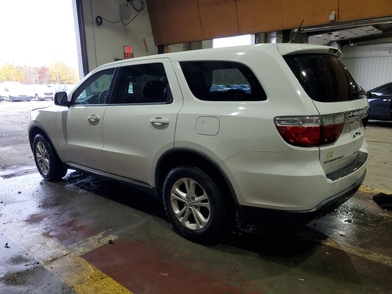 2013 DODGE DURANGO SXT photo 2